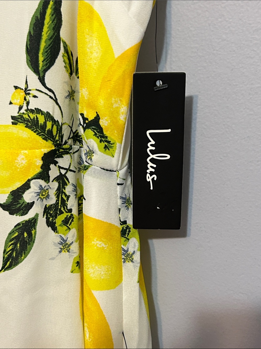 🍋 Lulu’s Lemon Print Sundress 🍋 - Picture 13 of 13